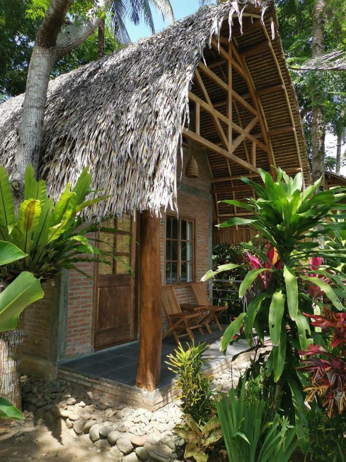 Coconut Tree Cottages Batukaras Exterior foto